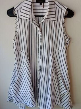 Donna Karan White and Blue Vertical Stripe Sleeveless Tunic